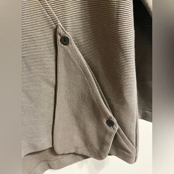 F. H. Clothing Travel Jacket Zip Up‎ Driftwood Womens size medium NWT - Picture 4 of 9